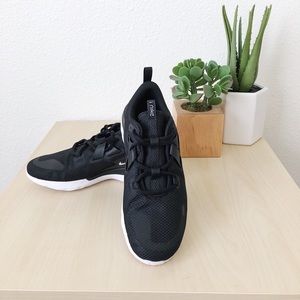 NIKE Renee arena black